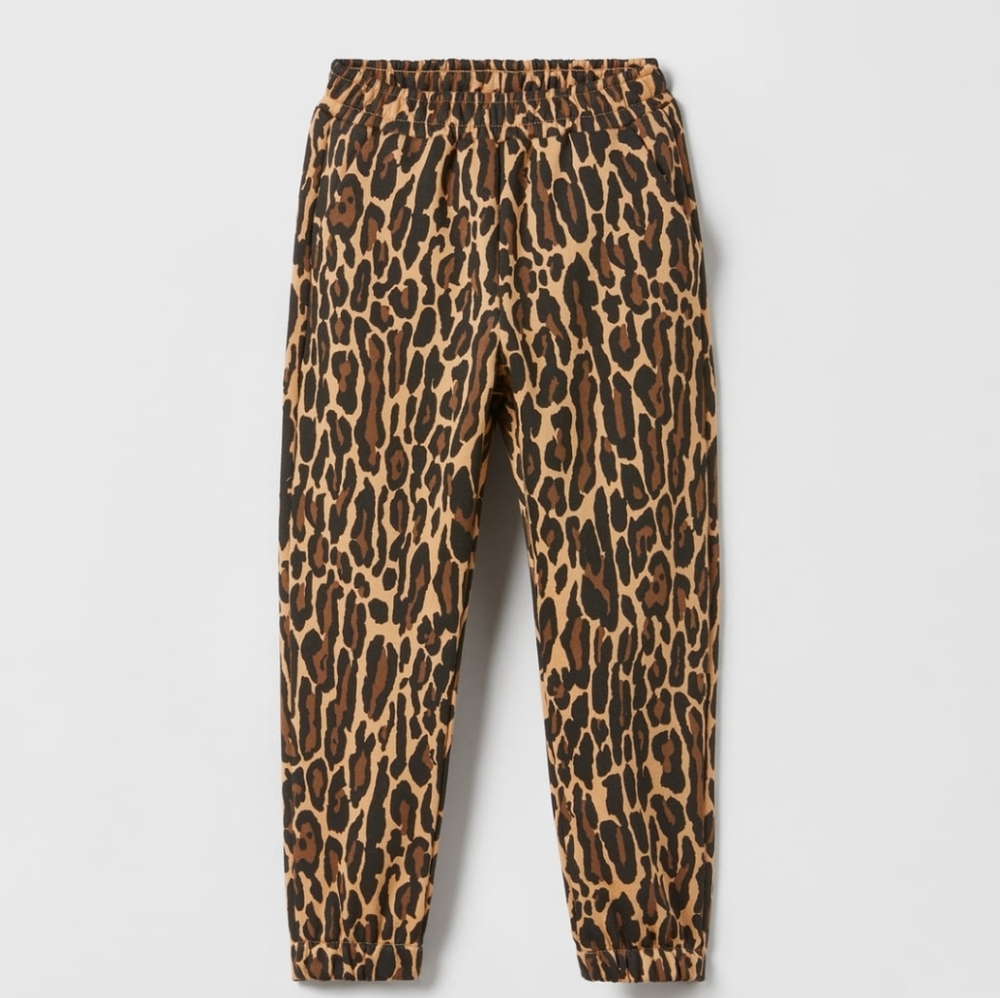 Zara ANIMAL PRINT JOGGER PANTS blogger favorite